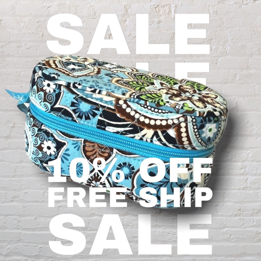 Vera Bradley Retired Bali Blue Travel Jewelry Case